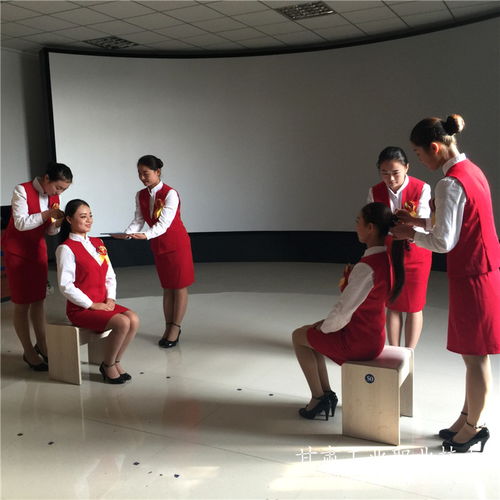 旅游学院举办高铁服务礼仪实践教学成果展暨教学方法研讨会